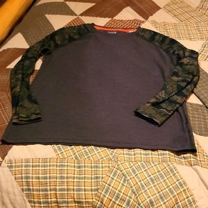 Boys xlarge old navy long sleeve